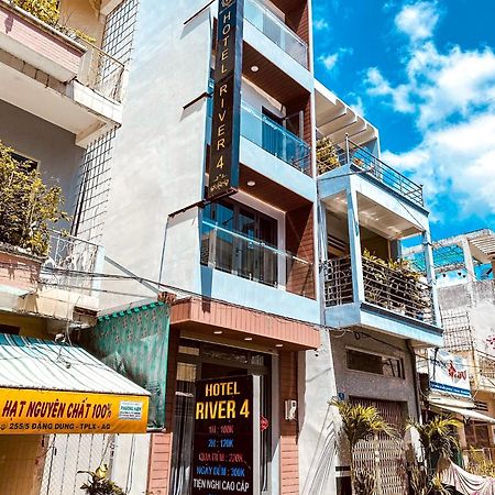 River Hotel 4 Long Xuyên מראה חיצוני תמונה
